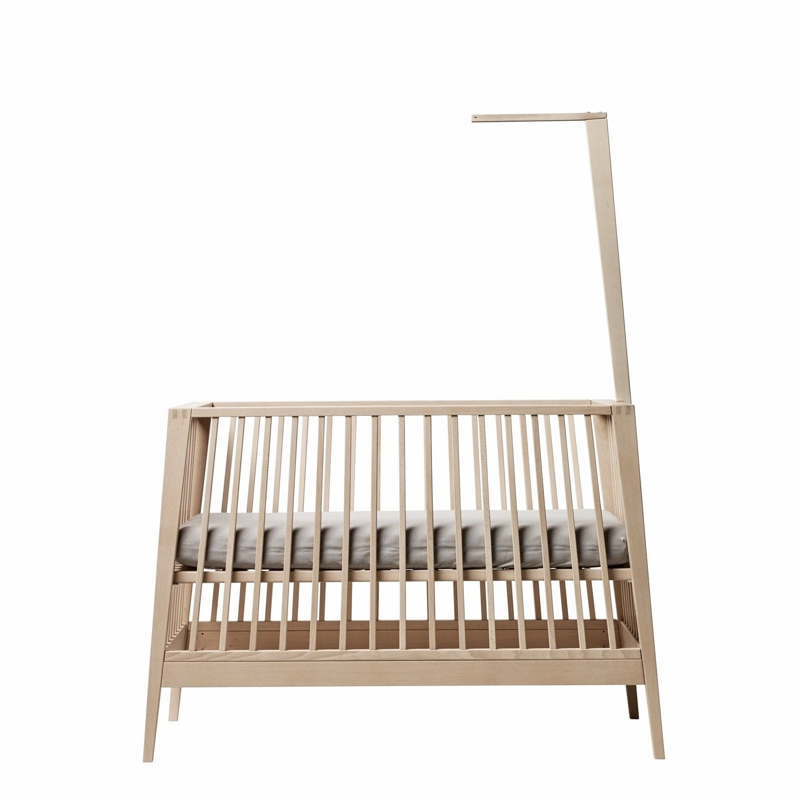 Linea by Leander Cot