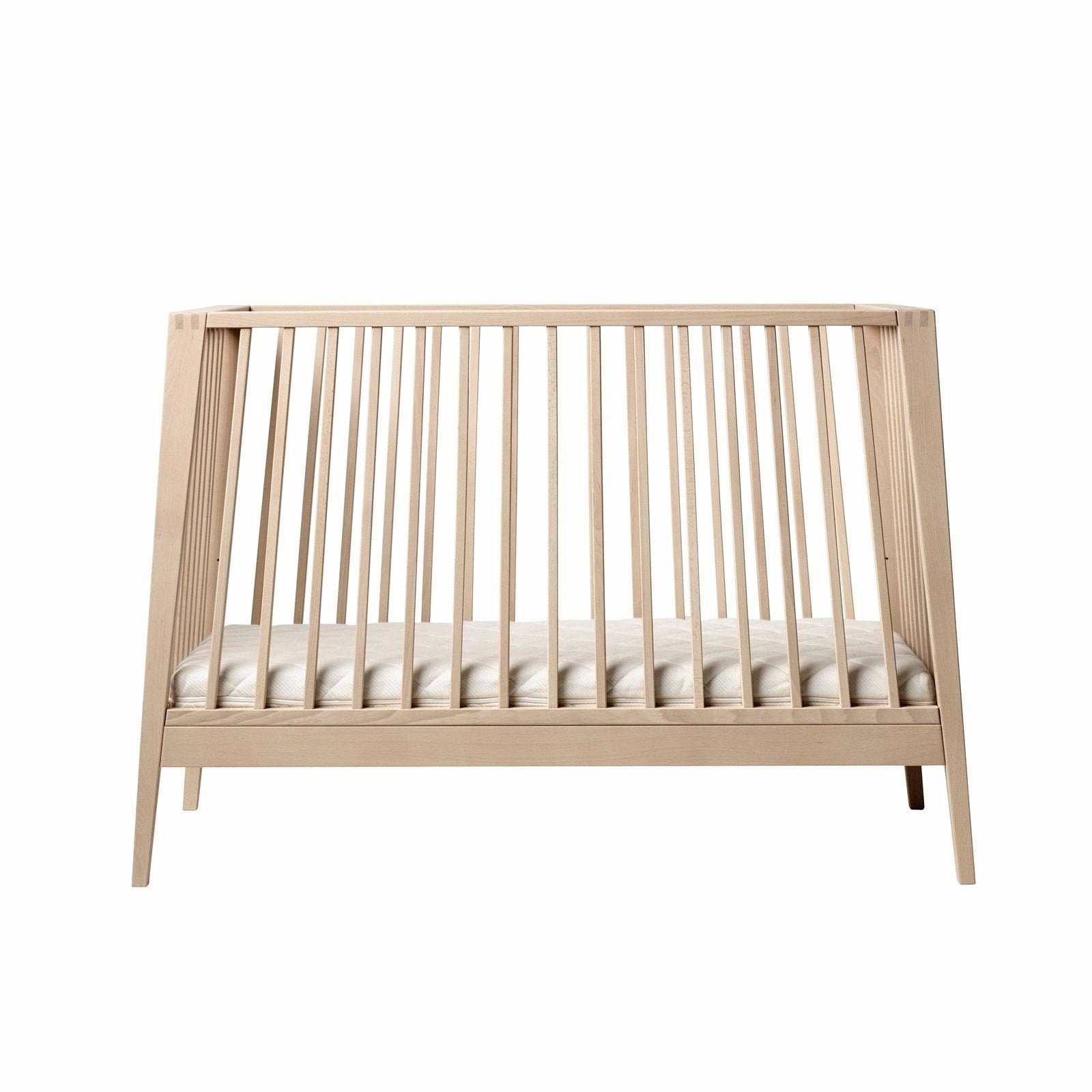 Linea by Leander Cot