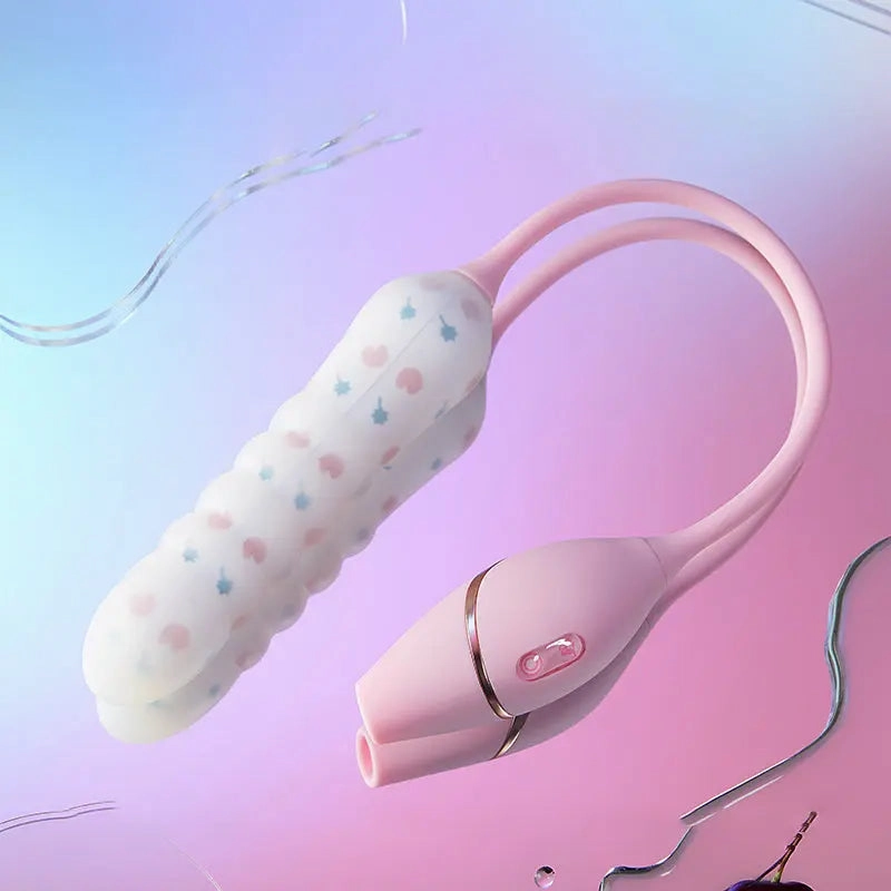 Quusvik Telescoping Vibrator for Women with Suction Feature